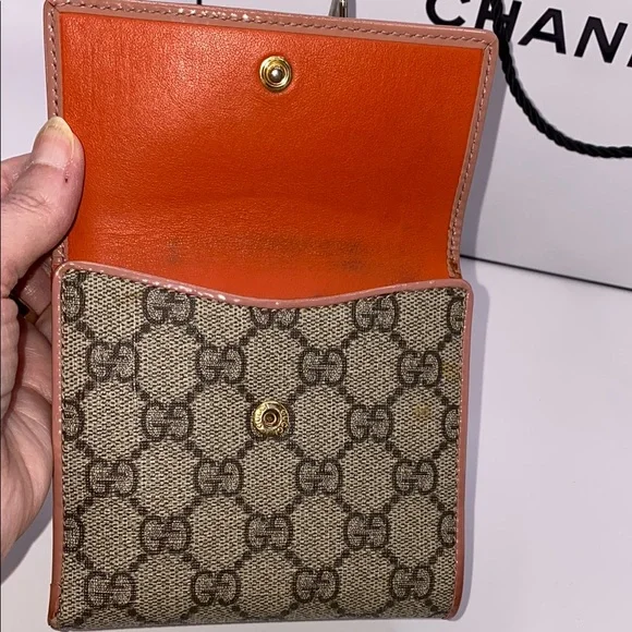 Gucci Pink, coral and Brown Monogram Wallet with pink and Gold Bow - Picture 5 of 8